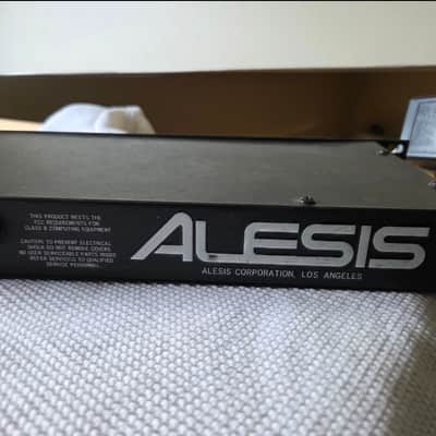 Alesis Midiverb II 16-Bit Digital Effects Processor 1990s - Black image 4