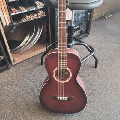 Art & Luthier AMI Parlor 2002 - Burgundy burst image 1