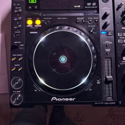 Pioneer CDJ-2000 Professional Multi Media Player | Reverb