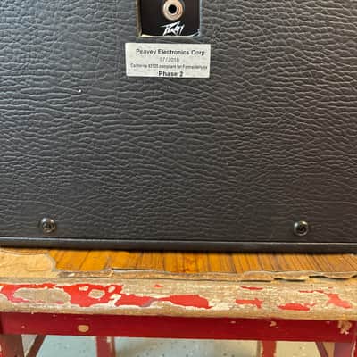 Peavey Phase 2, 212 Guitar Cabinet 2018 - Black Tolex image 2