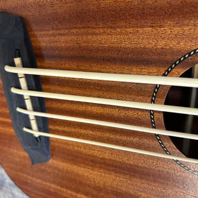 U-Bass Bass Acoustic / Electric Ukulele image 8