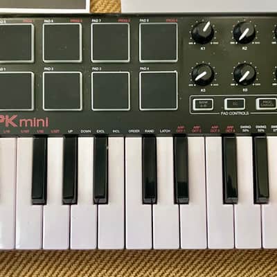 Akai MPK Mini MKII 25-Key MIDI Controller 2014 - Present - Black