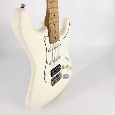 2016 Fender Jimi Hendrix Signature Stratocaster - Olympic White image 8