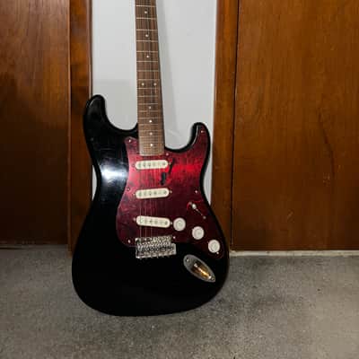 1984 FENDER STRATOCASTER FROM THE FAMED FUJIGEN (FGN) FACTORY image 1