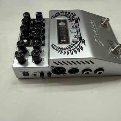 Two Notes Le Preamp Dual Channel Tube Preamp Guitar Effect Pedal + Box & PSU image 5