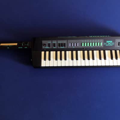 Yamaha KX5 Keytar image 1