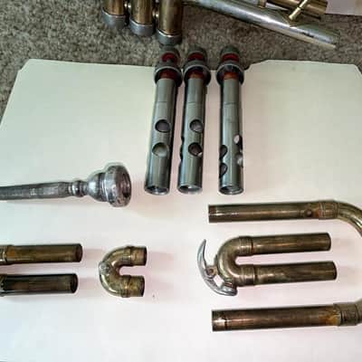 Conn Director "Shooting Star", 18B Trumpet 1956 Tri tone, brass, Nickel, Coprion Bell PLAYER image 17