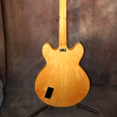 Video Demo 1978 Vintage Japan  Lawsuit Penco E-20N 335 Flamey Body Pro SEtup New  Hard Shell Case image 8