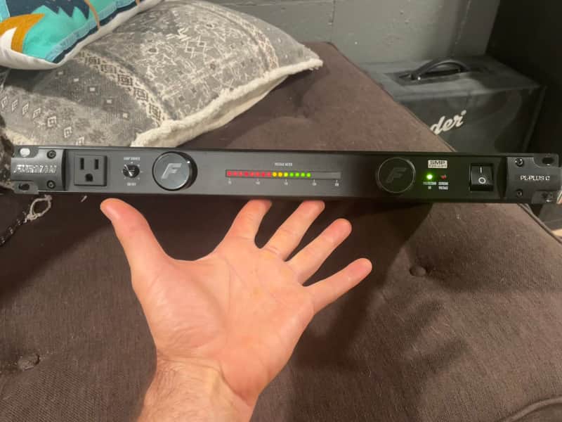 Furman PL-PLUS C Power Conditioner with Voltmeter 2010s - Black image 1