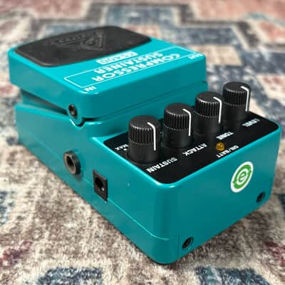 Behringer CS400 Compressor Sustainer Guitar Effect Pedal! image 4
