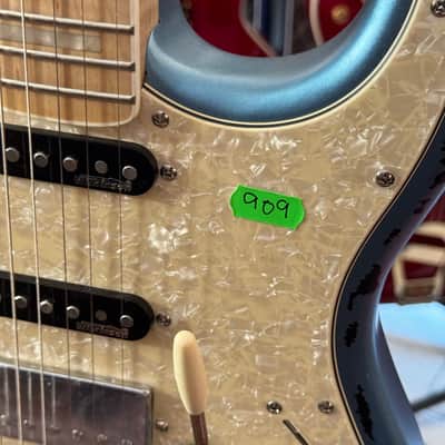 Vintage Guitars 30th Anniversary V6 Strat Overspray Relic Super Flame Neck Lake Placid Gun Hill Blue (Serial Number : M2024090909) image 2