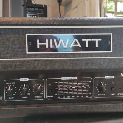 Hiwatt B300HD & Cabs image 5