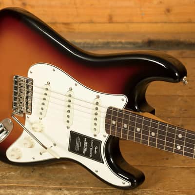 Fender Vintera III Late '60s Stratocaster - Rosewood - 3-Colour Sunburst image 5