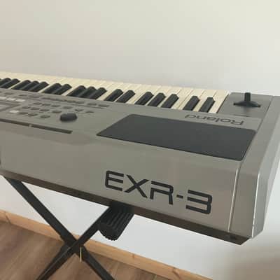 Roland EXR-3 61-Key Interactive Arranger 2003 - 2005 - Black image 3