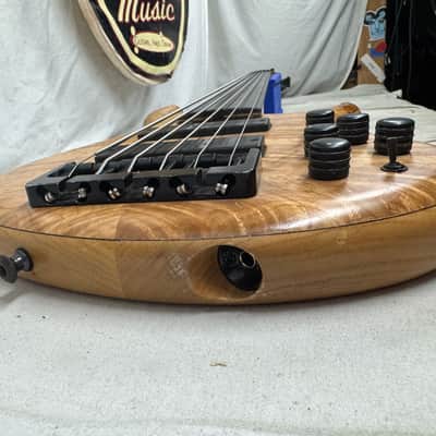 MTD Michael Tobias Design MTD635-24 mtd 635 Fretless 6-string Bass with Soft Case image 16