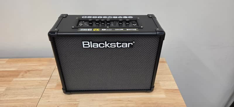 B-Stock - Blackstar ID:CORE V4 Stereo 40 40-Watt 2x6.5" Digital Modeling Guitar Combo Amp image 1