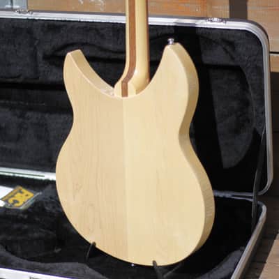 Rickenbacker 330 24-fret 2007 - Mapleglow image 13