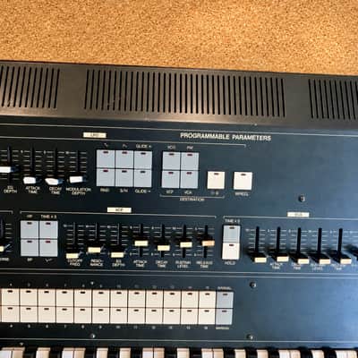 Yamaha CS-70M Polyphonic Synthesizers –  Free Personal Delivery in Europe – Fully Serviced – Warranty image 16