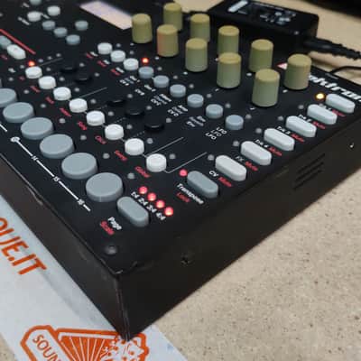 Elektron Analog Four 2010s with bag - analog Synth image 6