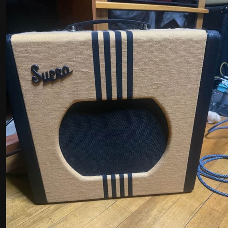 Supro 1822R Delta King 12 15-Watt 1x12" Guitar Combo