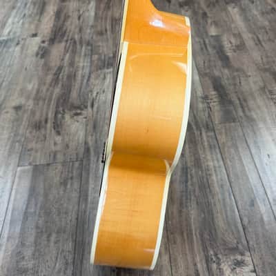 Gibson J-200 Artist Jumbo Acoustic Guitar (Early 1970's) - Natural image 15