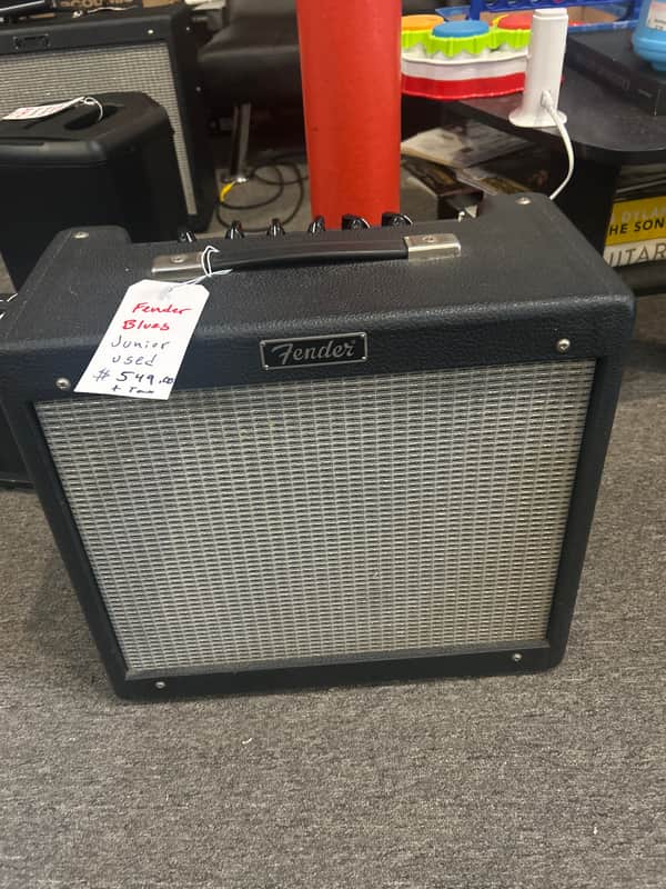 Fender Blues Junior 15-Watt 1x12" Guitar Combo 2002 - 2010 - Black image 1
