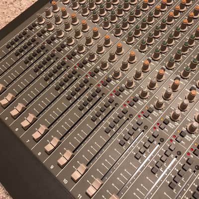 Tascam M-2516 16-channel Mixer image 4