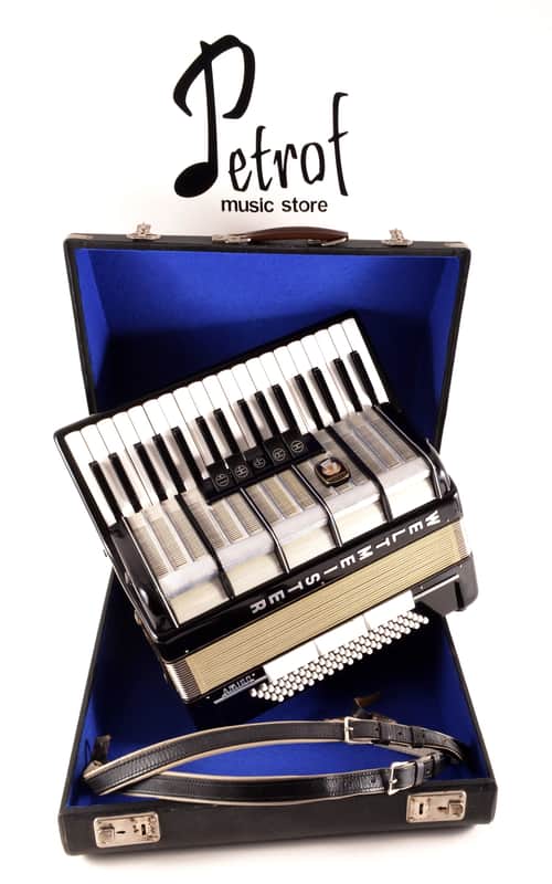 Immagine Top German Made Accordion Weltmeister Amigo 80 bass,8 sw.+Original Case+Straps~Akkordeon~Fisarmonica - 1