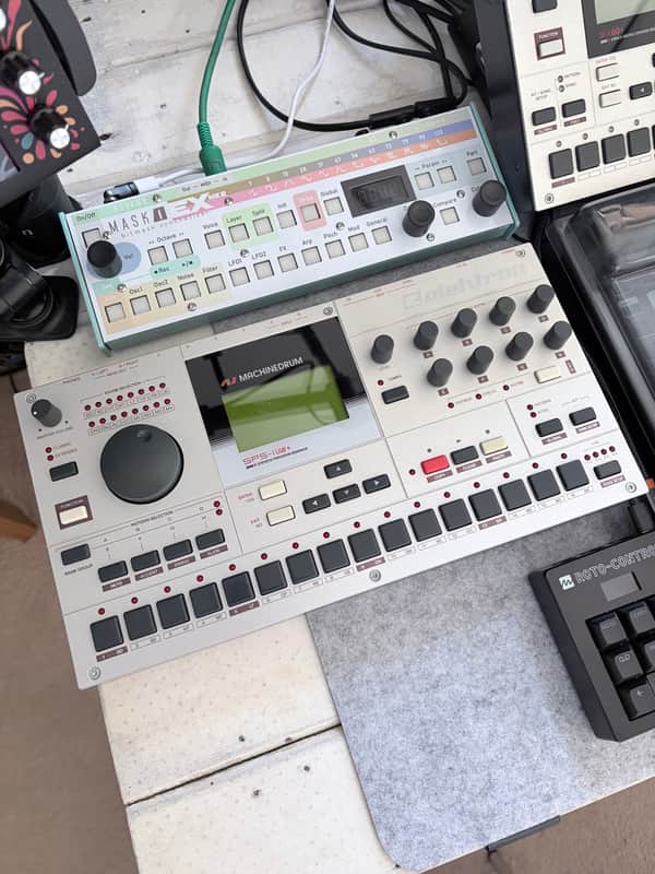 Elektron Machinedrum SPS-1UW+ MKII  / Black Faceplate image 1