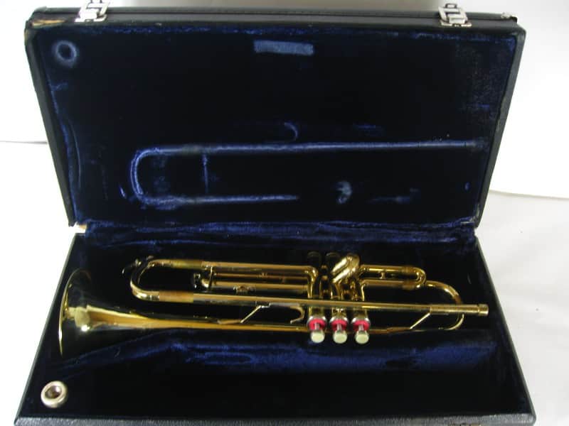 Conn Director Standard Trumpet, USA, Good Condition, with case & MP image 1