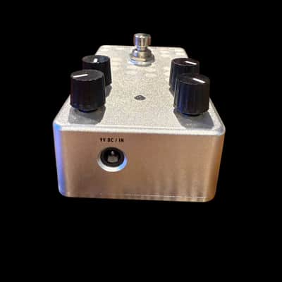 One Control Silver Bee Overdrive - x6797 image 3