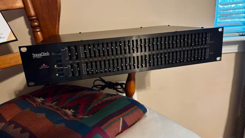 SoundTech ST-62EQ 2-Channel 1980's Equalizer image 1