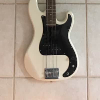 Vintage Dean Playmate Bass Guitar 1989 image 1
