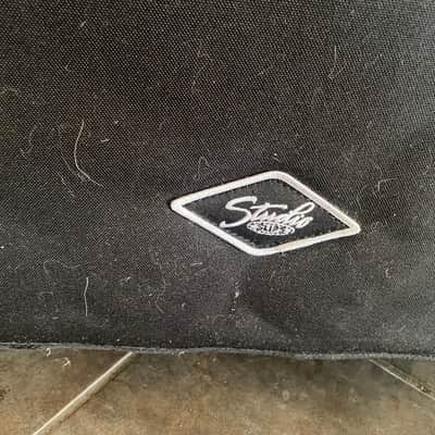 Fender Vibrolux Reverb 2-Channel 35-Watt 2x10" Guitar Combo 1964 - 1967 - Black Panel, Middle EQ engaged image 10