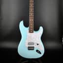 Fender Limited Edition Tom DeLonge Signature Stratocaster - Daphne Blue
