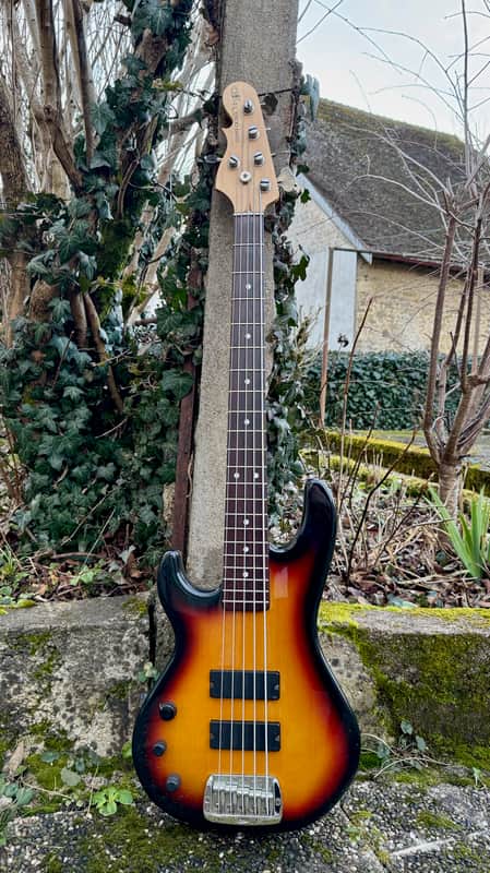 G&L L5500 1993 Left-handed image 1