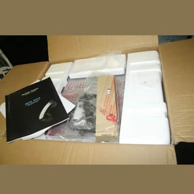 Harman Kardon AVR 254 7.1Channel A/V Receiver w/HDMI 1.3a Repeater *Brand New, Unused in It's Box!* image 6