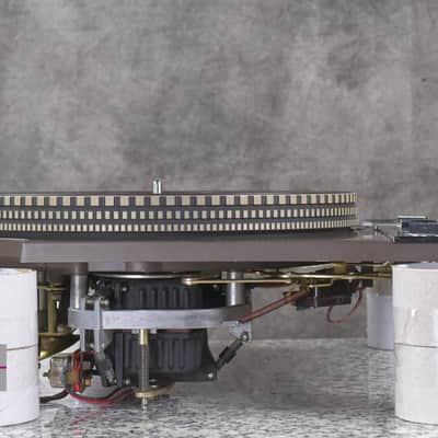 GARRARD MODEL 401 Idler Drive Turntable in Very Good Condition image 8