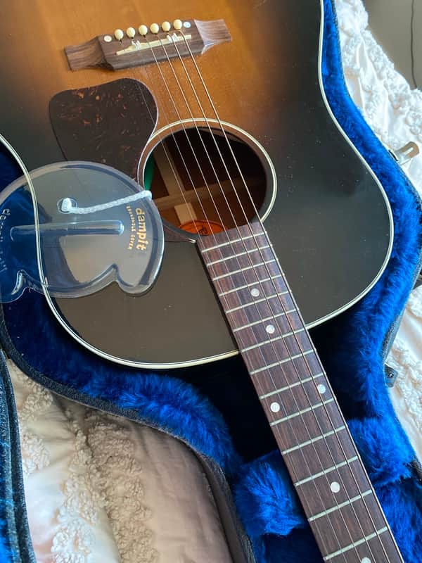 Gibson J-45