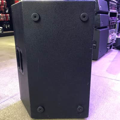 Mackie SRM650 1600W 15″ High-Definition Powered Loudspeaker (Floor Model) image 3