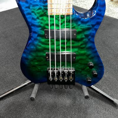 Kiesel Custom Headless 5 string Elec.Bass image 3