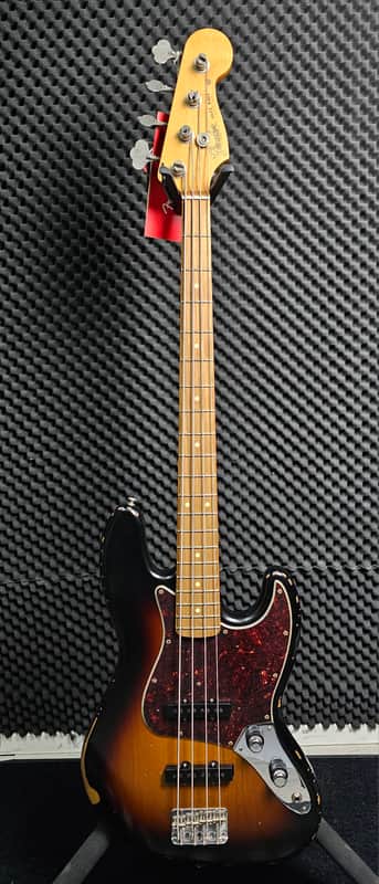 Fender 60th Anniversary Road Worn '60s Jazz Bass | Reverb Canada