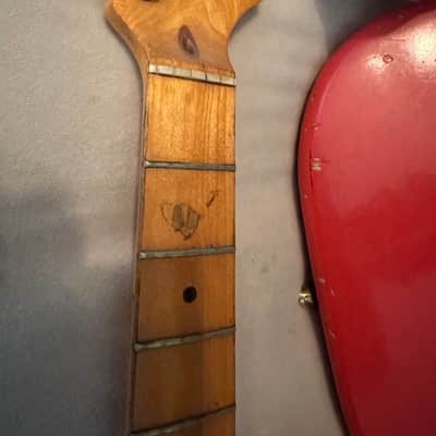 Fender Stratocaster 1981-1985 - Repaint fiesta red (mediocre) image 2