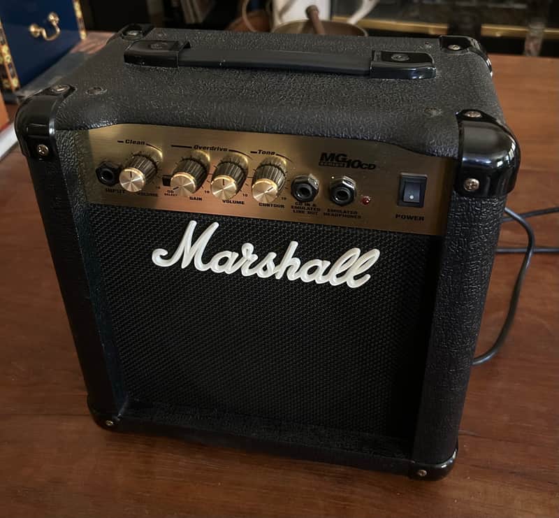 Marshall MG MG10CD 2-Channel 10-Watt 1x6.5" Solid State Guitar Combo