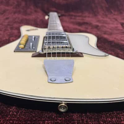 Eko Ekomaster 400 Offset Guitar - Four Pickups, Cool Knobs - All Original - Modern Faux Tweed Case - 1961 image 22