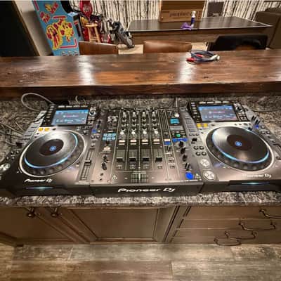 Pioneer CDJ-2000NXS2 Professional Multi Player 2010s - Black image 8