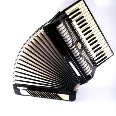 German Made Top Piano Accordion Weltmeister Elegance - 96 bass, 16 reg. + Original Hard Case & Straps - Youtube VIDEOS image 7