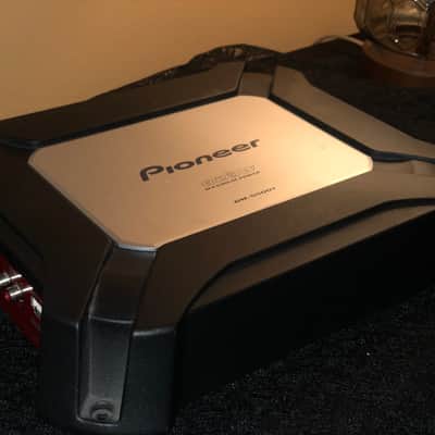 Pioneer GM -5500T - 820w Amp w/ Bass Boost Volume Control - 2011 - Black image 5