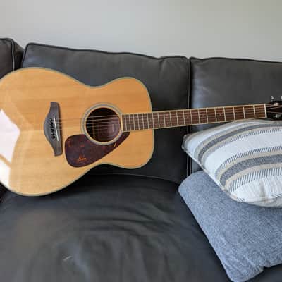 Yamaha FS720S Solid Spruce Top Folk Acoustic Guitar 2010s - Natural image 3