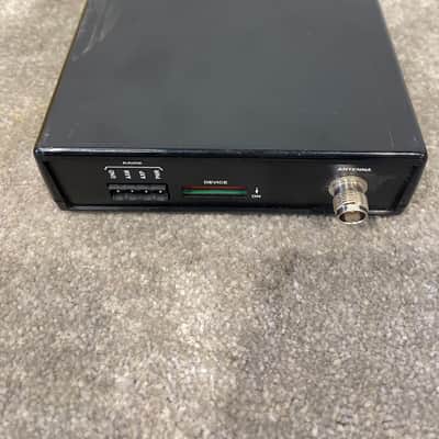 AMX AXR-RF Radio Receiver – Wireless Control Integration, Compact Form – Very Good image 2